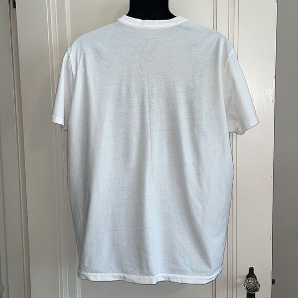 Aeropostale beach & palm tree theme T-shirt - Picture 5 of 8